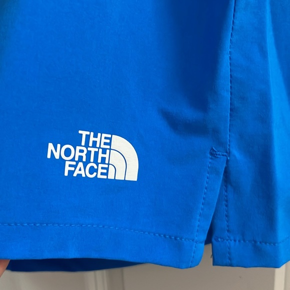 The North Face Athletic/Athleisure Shorts, NWT! - Picture 4 of 13